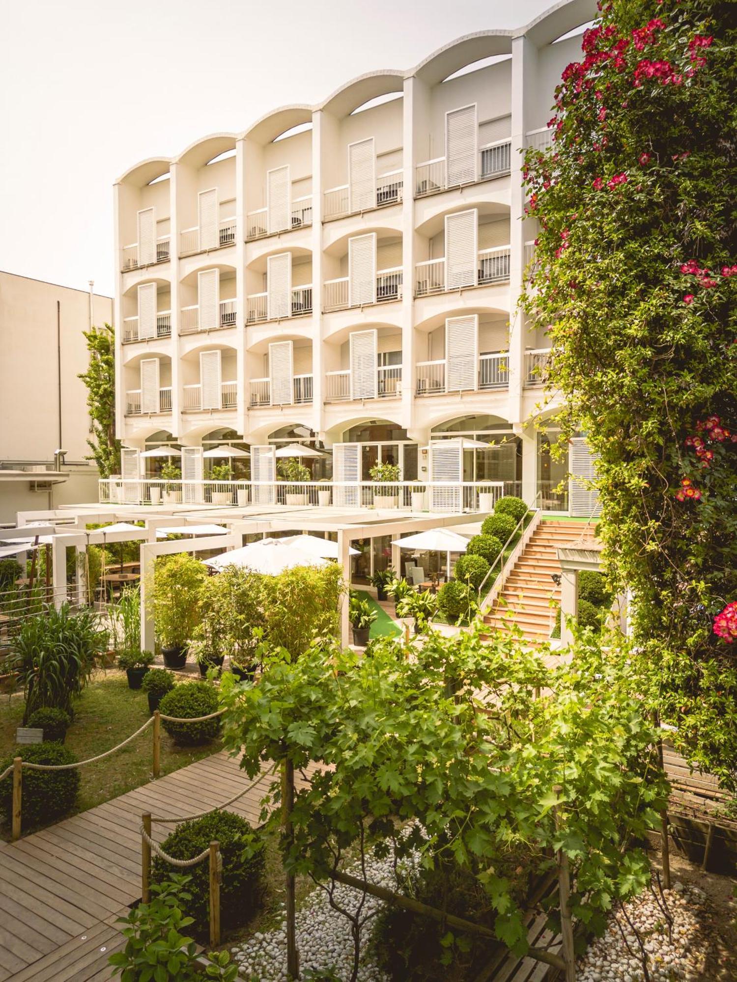 Hotel Saraceno Resort With Private Beach Milano Marittima Eksteriør bilde
